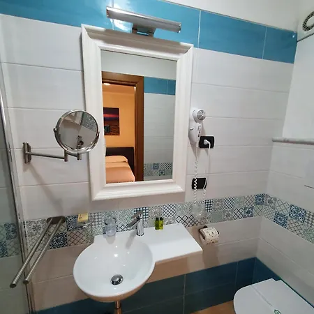 Vittoria 2* Salerno