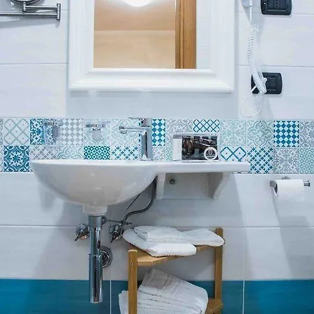Vittoria 4* Salerno