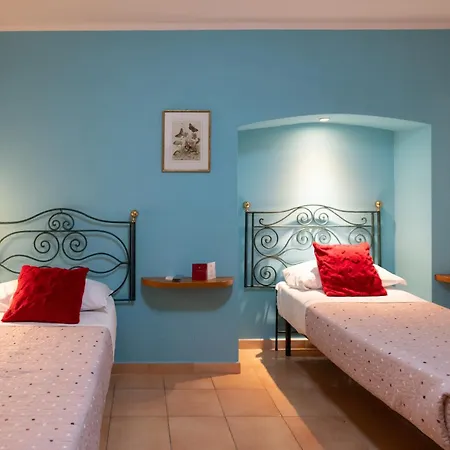 Vittoria 4* Salerno